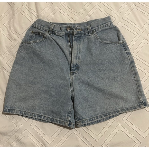 Lee Pants - Women's Lee‎ Denim Jean Shorts - High Rise Regular Fit - Light Wash – Size 8